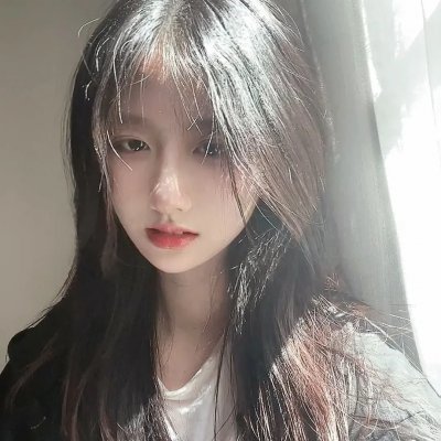 阳光下的影子